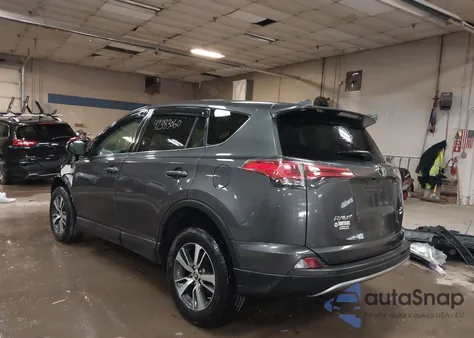 2018 Toyota Rav4 Xle из США, поврежденный, VIN 2T3RFREV8JW701686